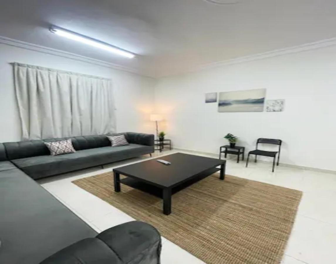 Luxurious Family 3 Bedroom Apartments 10 Mins Drive To Al-Masjid Nabawi - Nozol Noor 1 麦地那 外观 照片