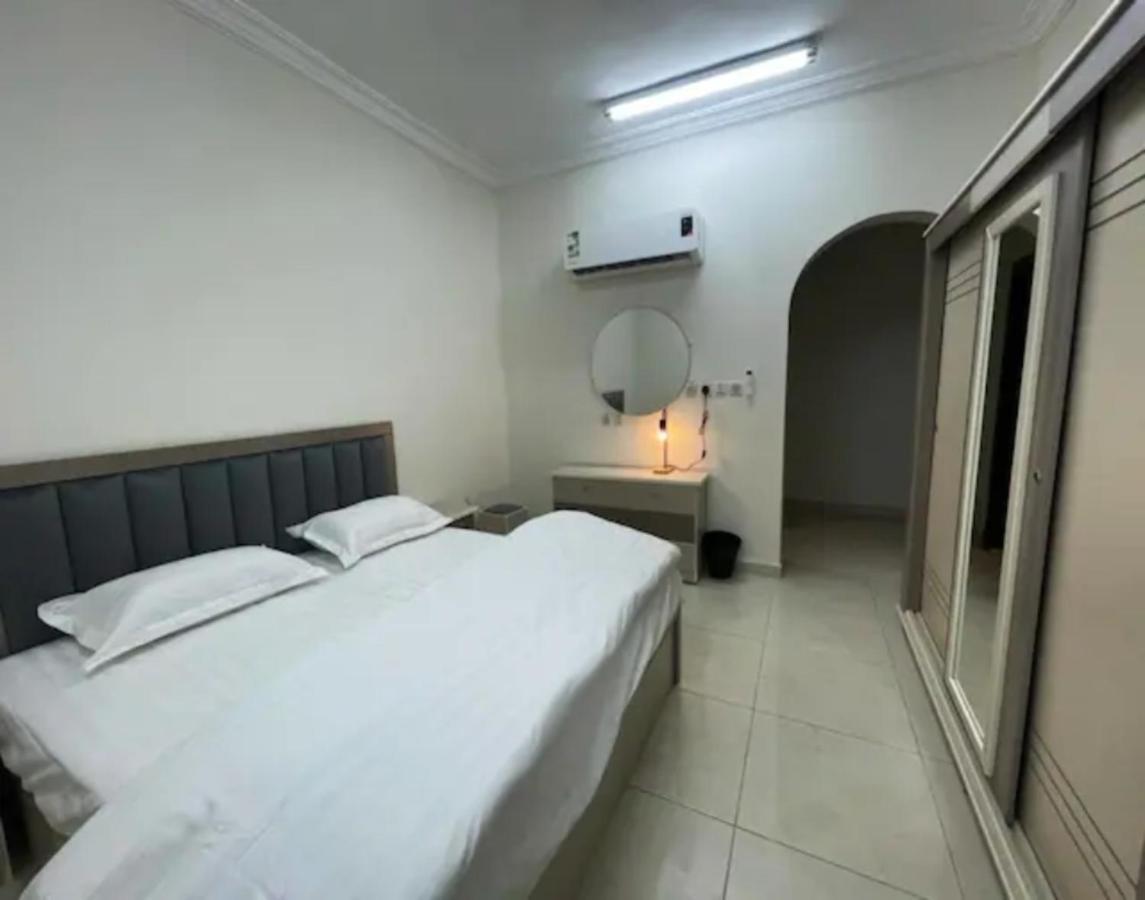 Luxurious Family 3 Bedroom Apartments 10 Mins Drive To Al-Masjid Nabawi - Nozol Noor 1 麦地那 外观 照片