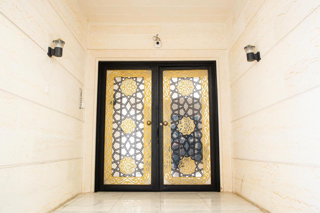 Luxurious Family 3 Bedroom Apartments 10 Mins Drive To Al-Masjid Nabawi - Nozol Noor 1 麦地那 外观 照片