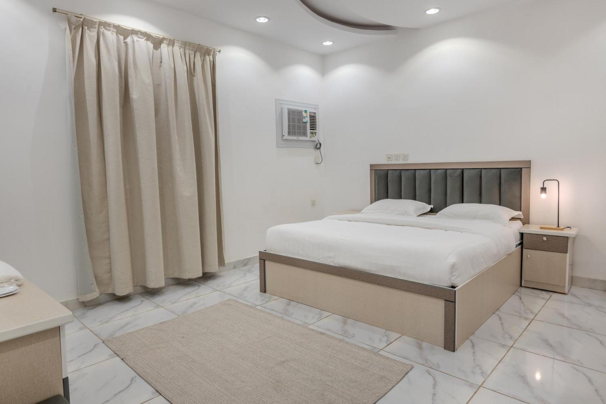Luxurious Family 3 Bedroom Apartments 10 Mins Drive To Al-Masjid Nabawi - Nozol Noor 1 麦地那 外观 照片